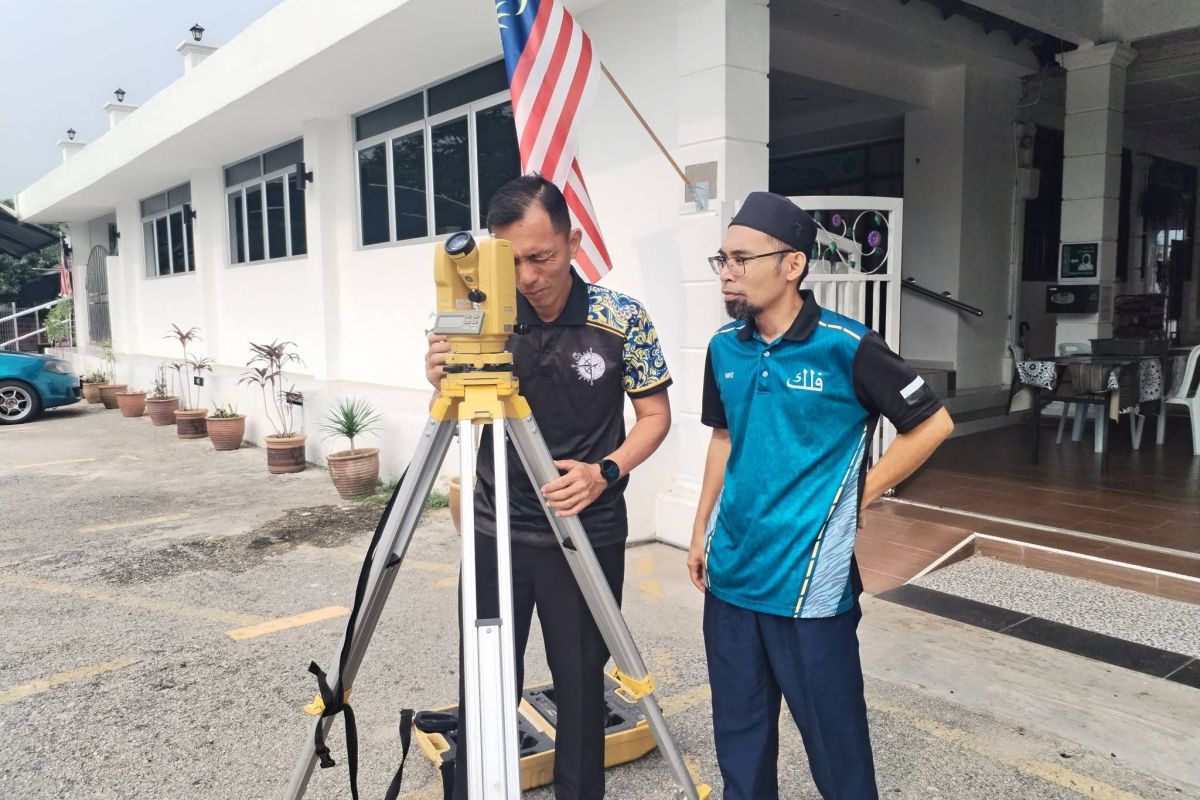 Semakan Arah Kiblat  Surau Kebenaran Jumaat (SKJ) al-Ikhwan Bukit Setongkol