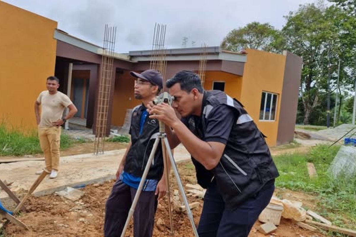 Semakan Arah Kiblat di tapak Surau Jerantut Rest House, Jerantut.